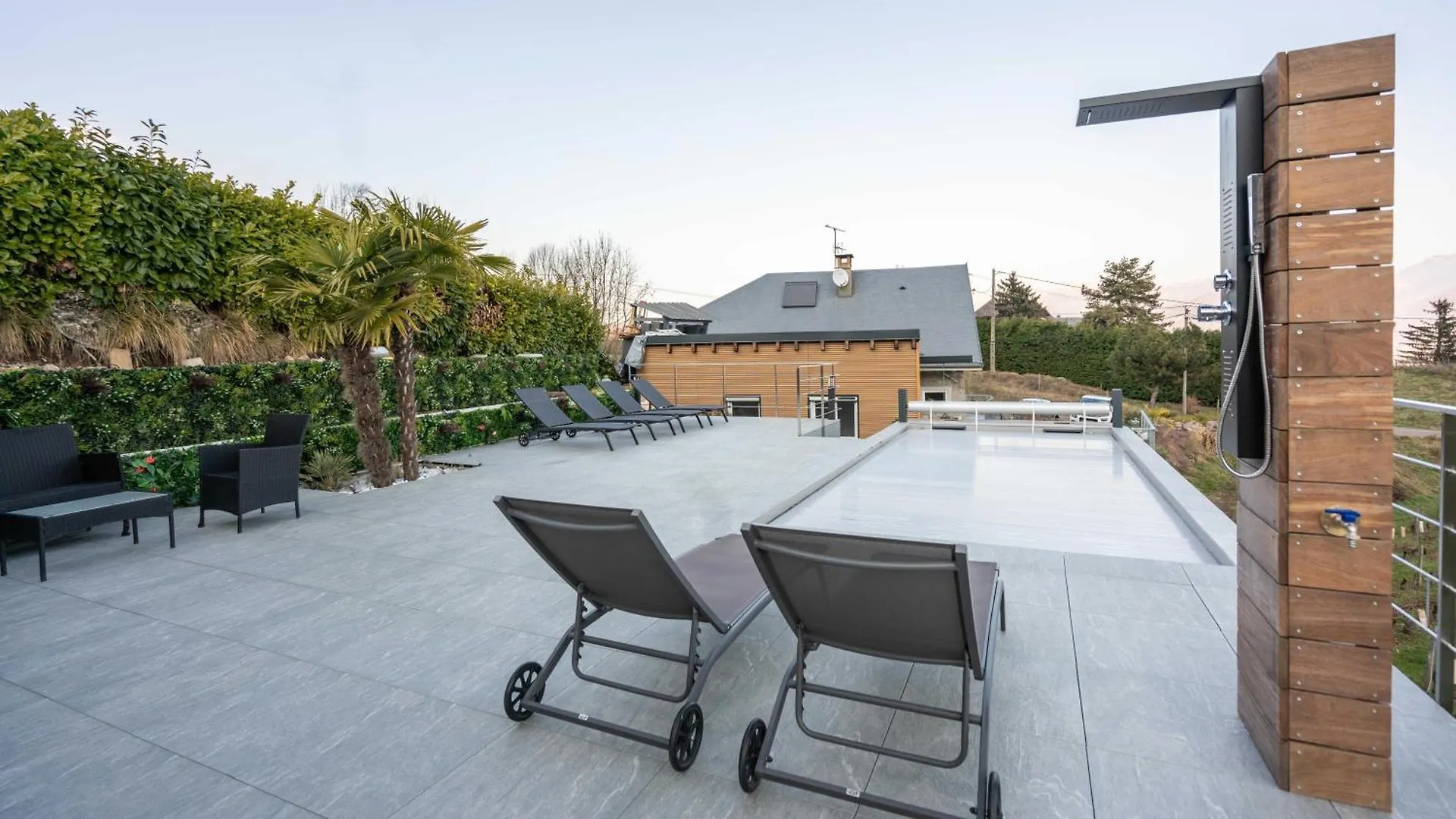 Maison 4 Chambres Avec Jaccuzi Piscine Privee Et Sauna 阿普勒蒙
