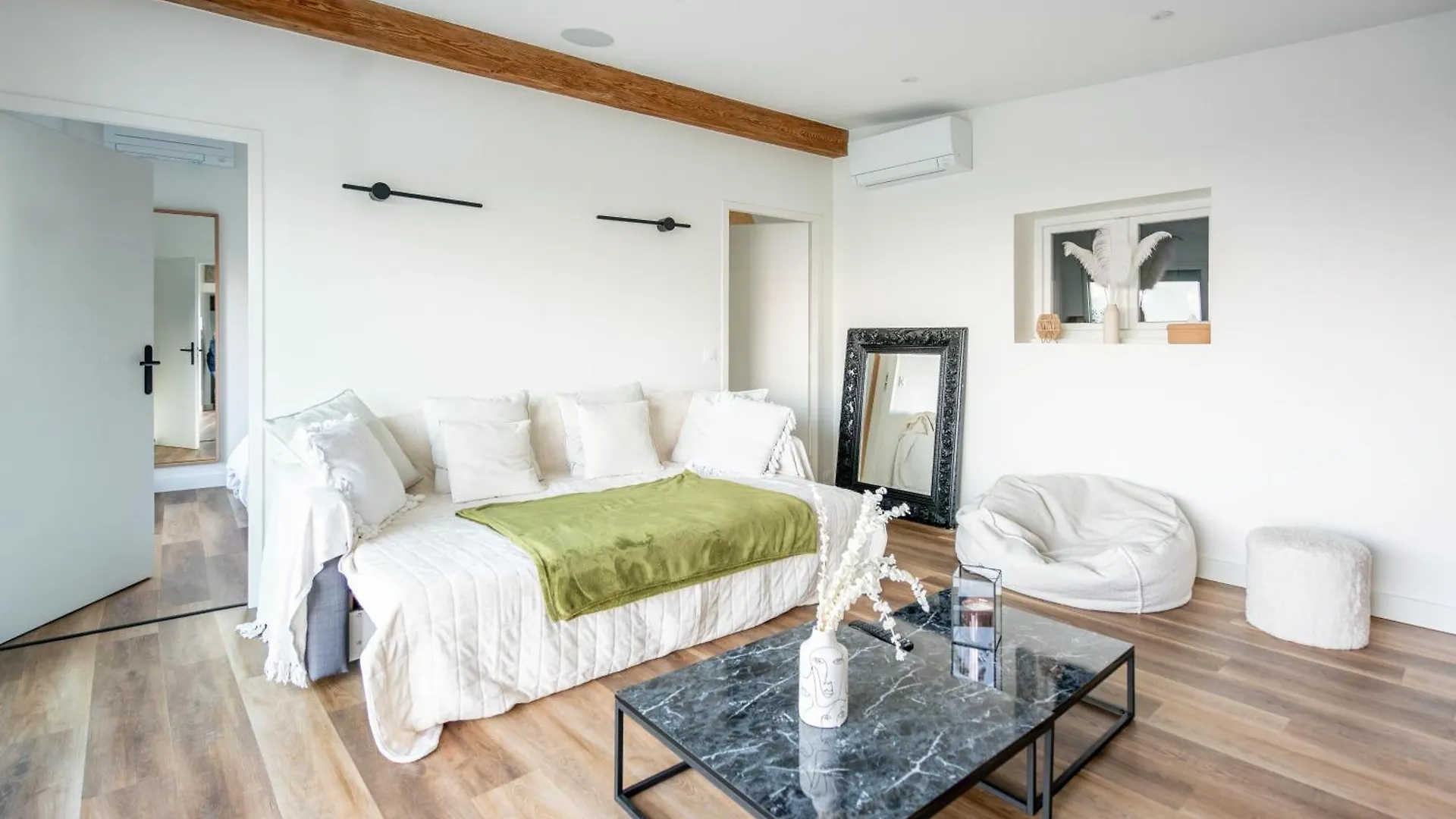 别墅 Maison 4 Chambres Avec Jaccuzi Piscine Privee Et Sauna 阿普勒蒙