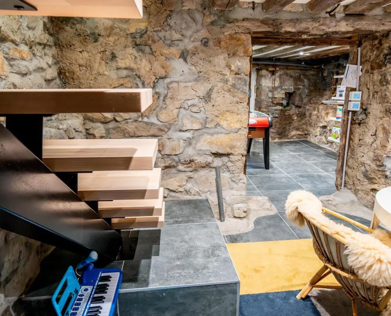 Maison 4 Chambres Avec Jaccuzi Piscine Privee Et Sauna Apremont  Villa