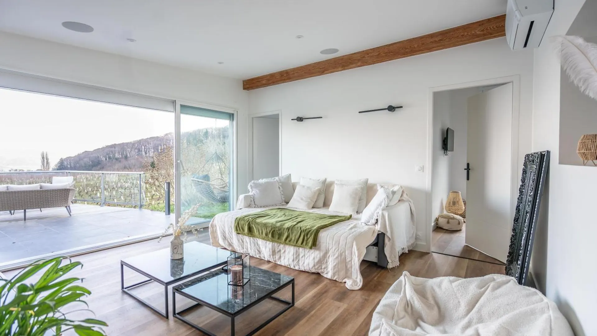 Maison 4 Chambres Avec Jaccuzi Piscine Privee Et Sauna Apremont  0*, Apremont (Savoie) France